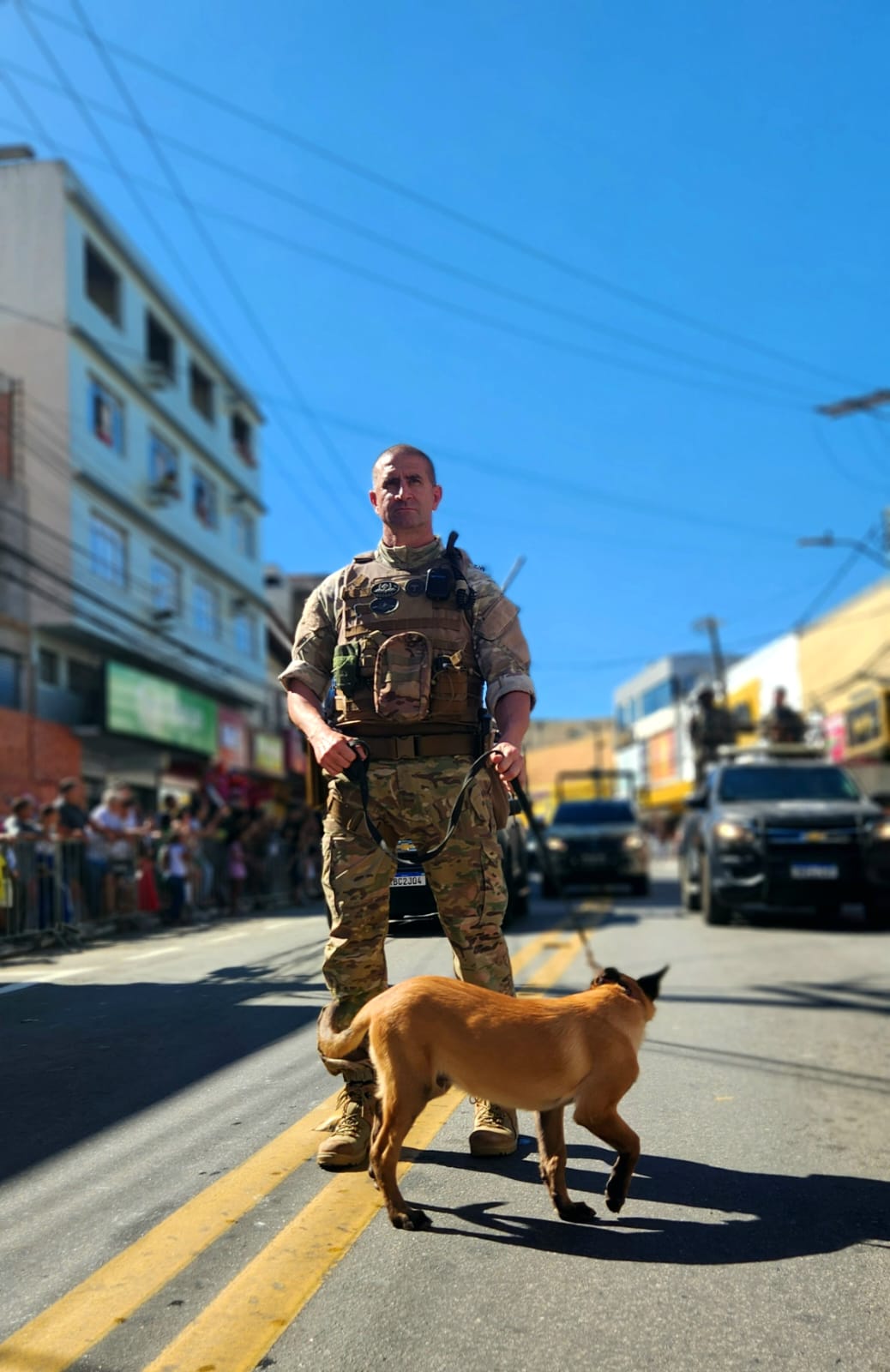 Pces Pol Cia Civil Participa Do Desfile C Vico Militar Em Comemora O